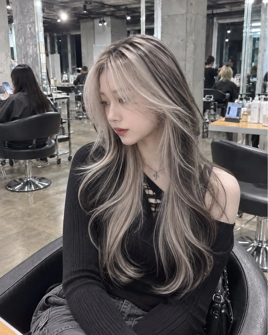 【イメチェン💫】カット＋ケアブリーチダブルカラーの写真