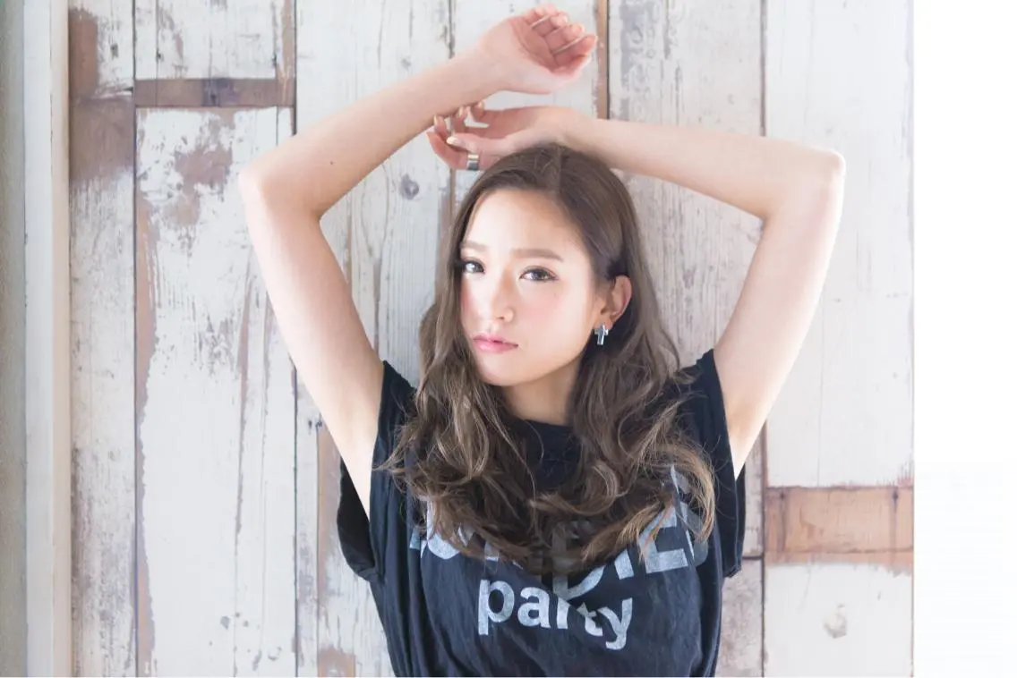 ロング ボブ くびれヘア エクステ ハイライト 髪質改善 エリアNo.1人気✨ ブリッツレボ☘️のヘアスタイル