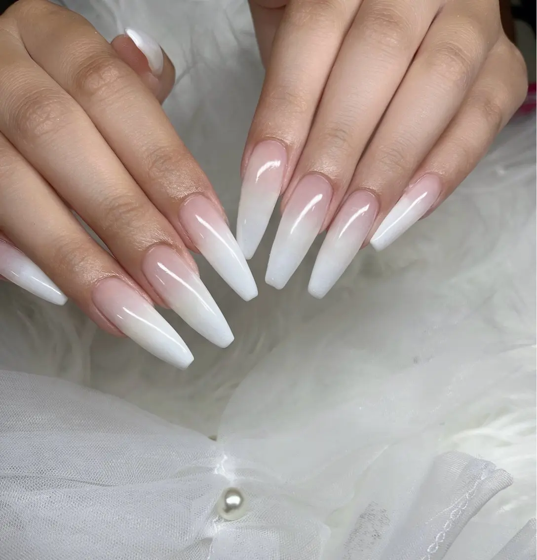 ネイル ハンドネイル YOLO NAILのネイルデザイン