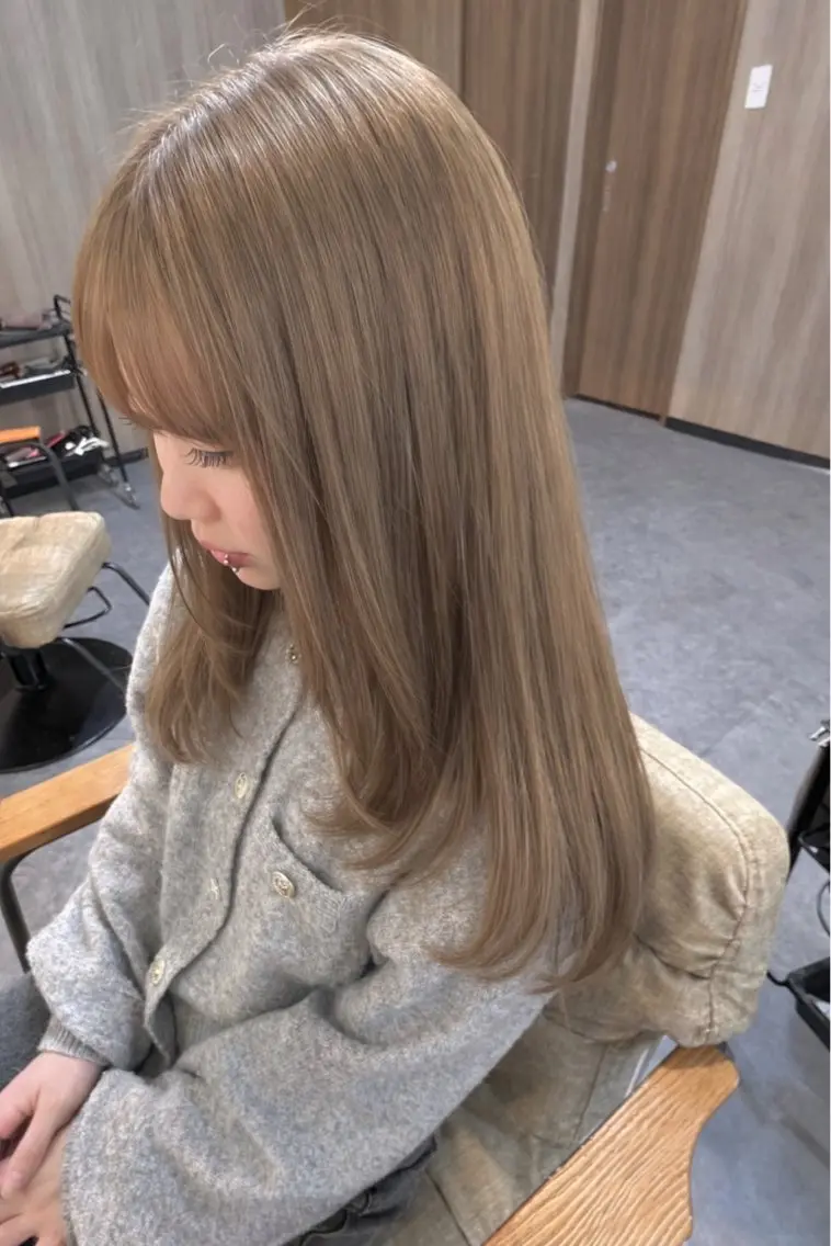ロング カラー ブリーチ ヘアカラー Sherry/R 三川町 ayakaのヘアスタイル