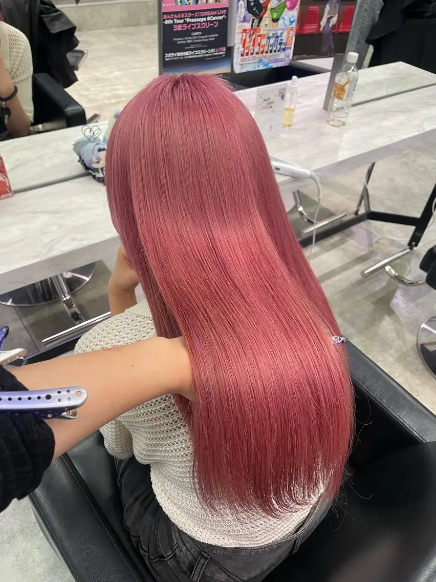 ロング カラー ブリーチ 似合わせカット/ デザインカラー🦄のヘアスタイル