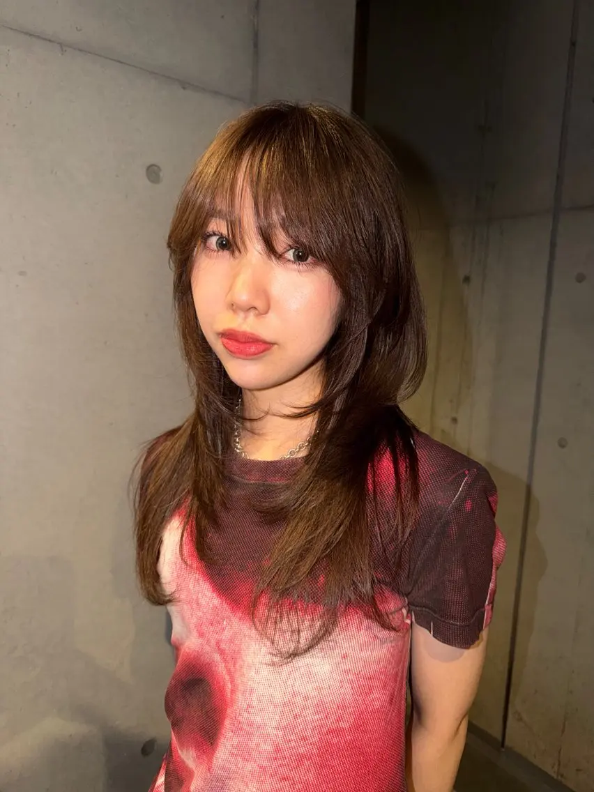 ロング カラー 顔まわりレイヤー ハッシュカット レイヤーカット カット ヘアカラー 似合わせウルフ/ レイヤー/山本祐輔のヘアスタイル