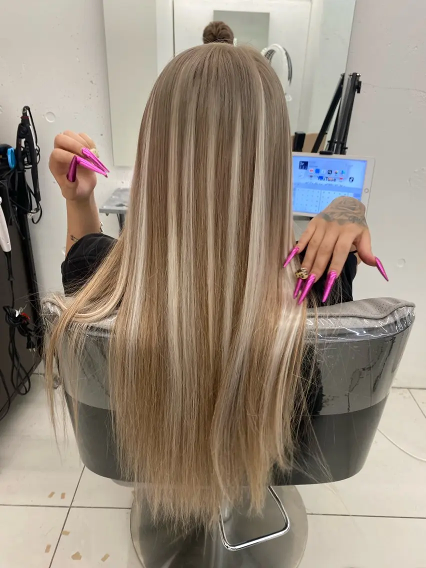 ロング エクステ 中村 海星のヘアスタイル