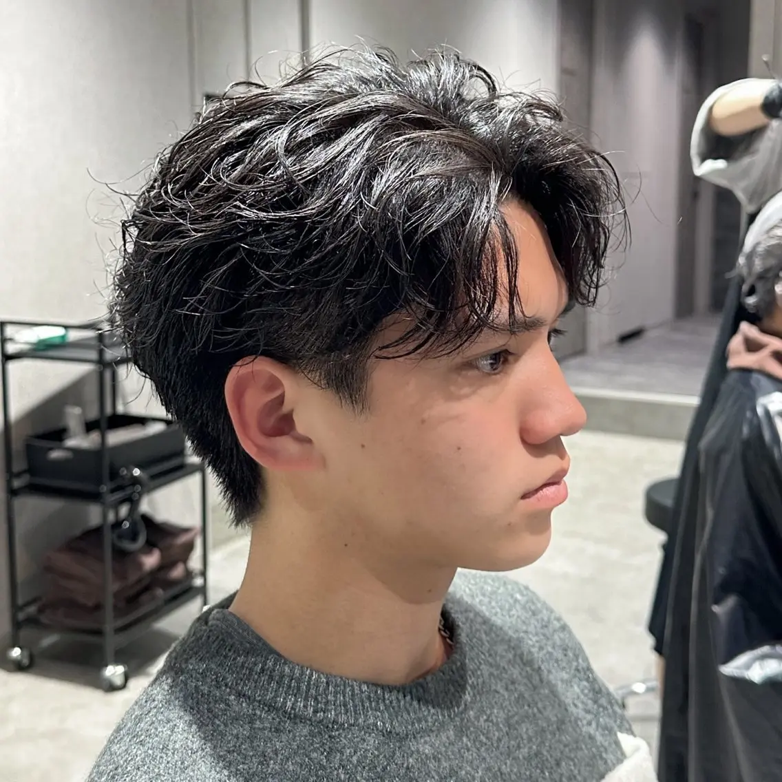 ショート パーマ メンズ フェザーパーマ メンズパーマ ショートヘア カット パーマ トリートメント フェザーパーマ職人 🪶ryosukeのヘアスタイル