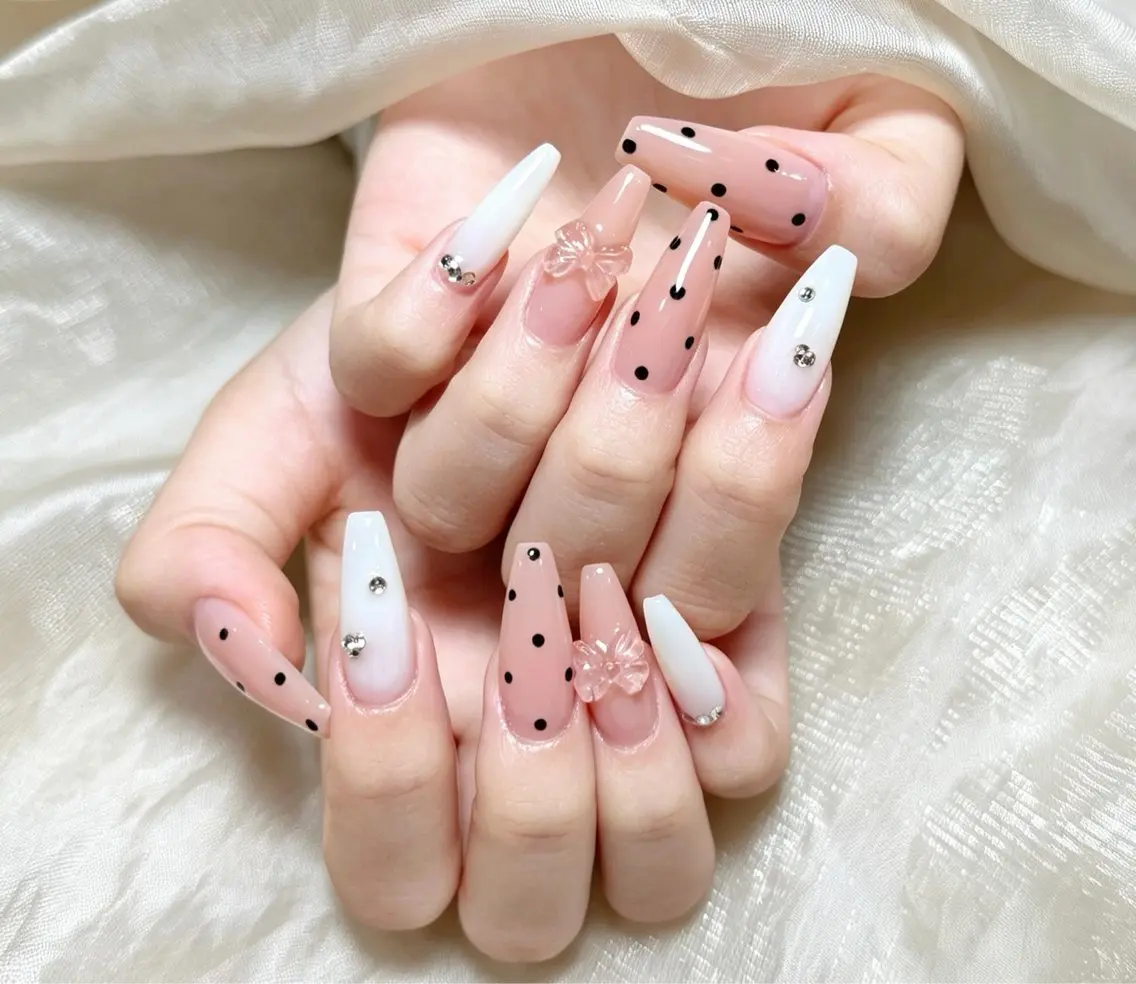 ネイル チークネイル 長さ出し フレンチネイル ジェルネイル 韓国ネイル ハンドネイル Lucky Nail Salon❶のネイルデザイン