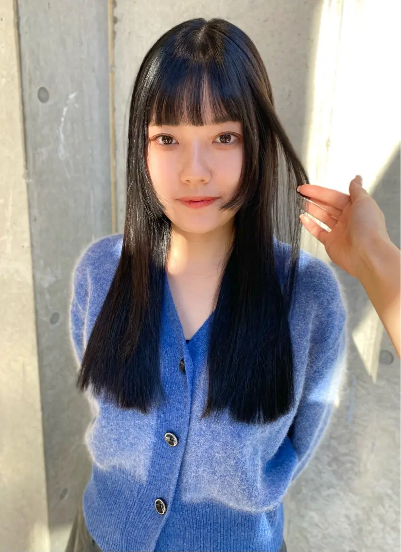 ロング カラー カット ヘアカラー トリートメント Saki/レイヤー/ 柔色カラー/顔まわりのヘアスタイル