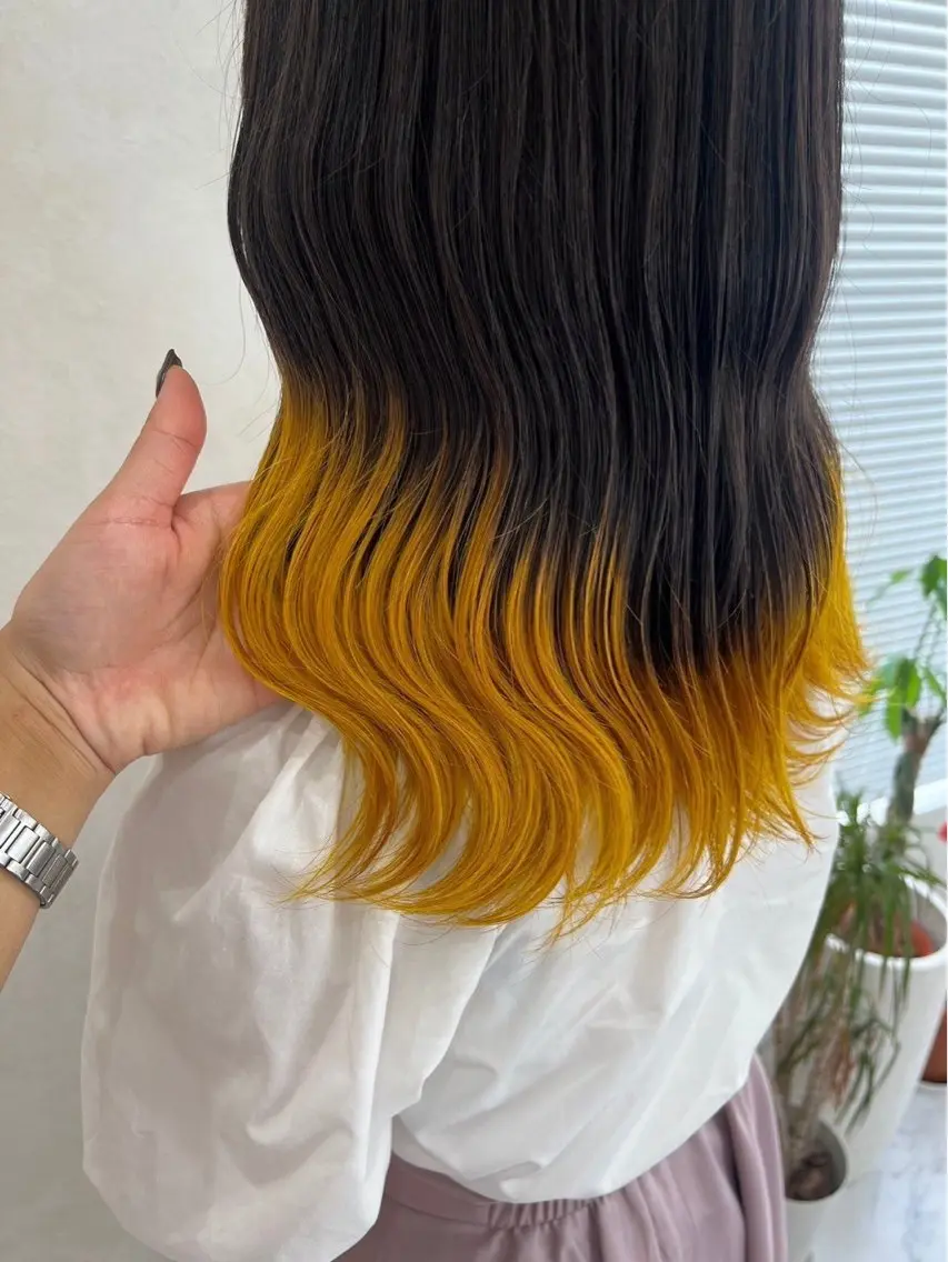 ミディアム カラー mignon あゆみのヘアスタイル