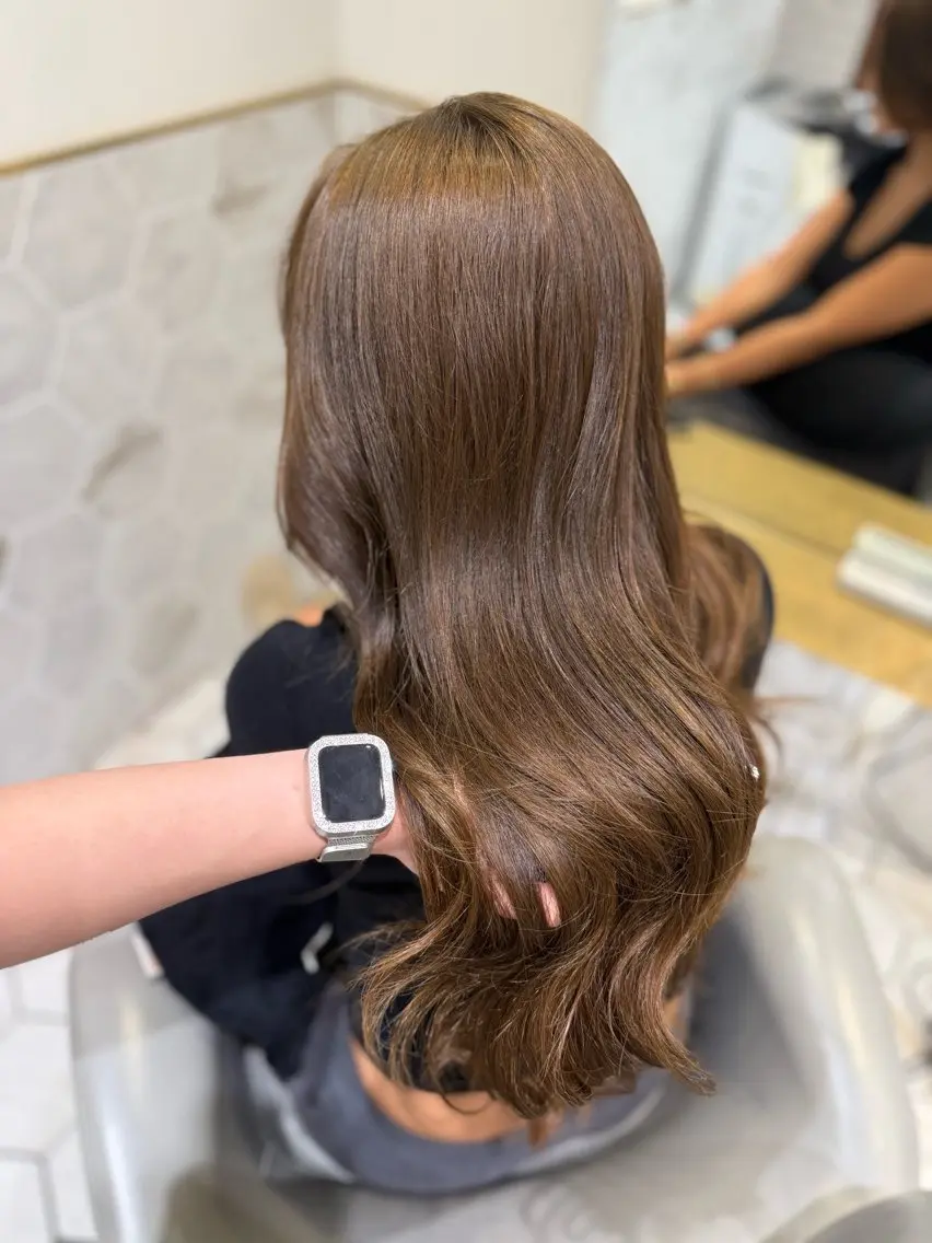 ロング ヘアカラー トリートメント 𝐘𝐮𝐢 🤎 costesのヘアスタイル