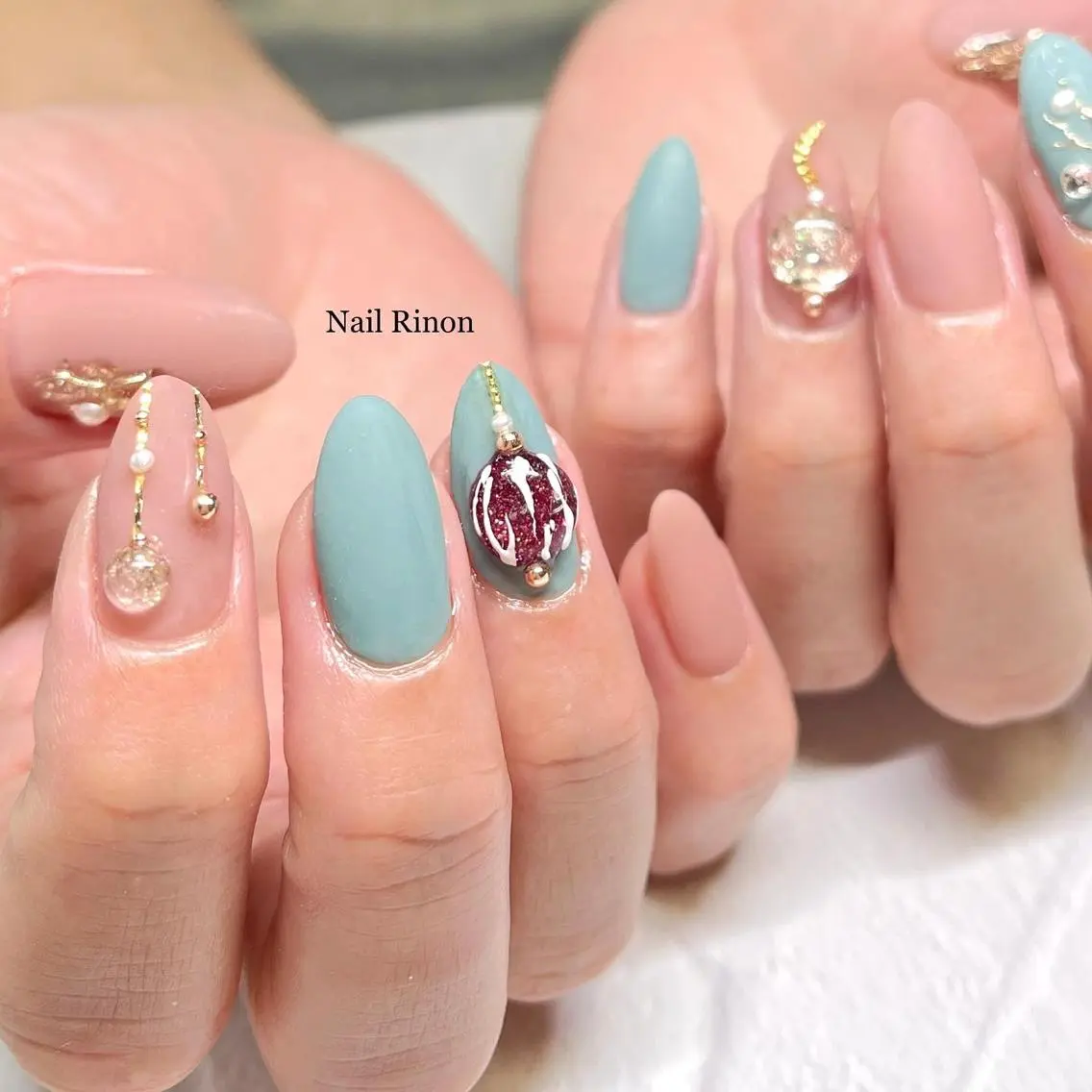 ネイル 冬ネイル クリスマス ハンドネイル Nail Rinonのネイルデザイン