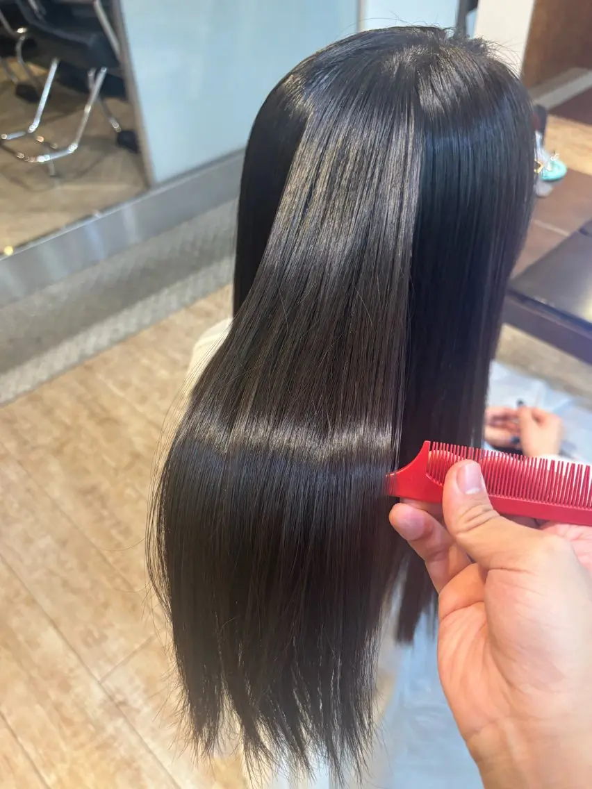 セミロング 岡本 大吉のヘアスタイル