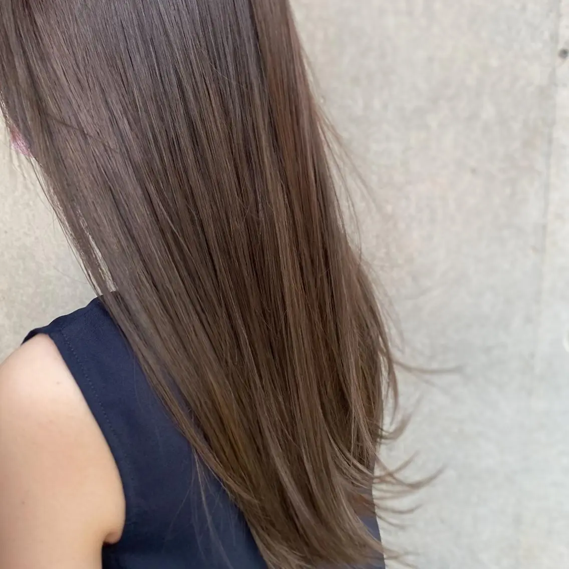セミロング カラー モテ前髪 タゴメ シンヤのヘアスタイル