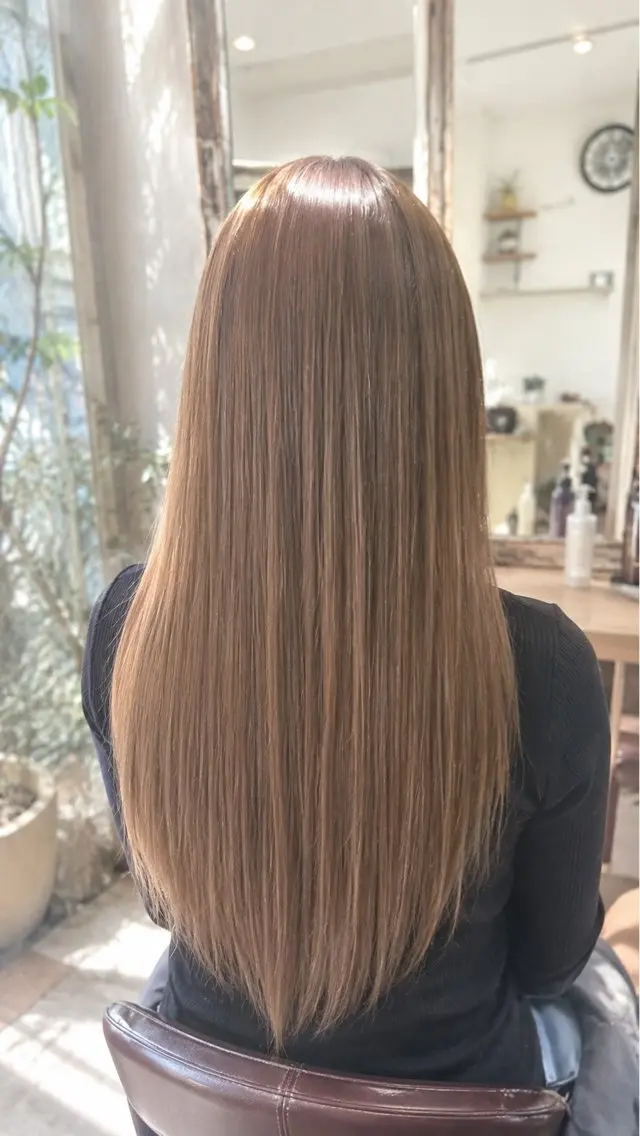 ロング カラー 佐伯 りょうのヘアスタイル