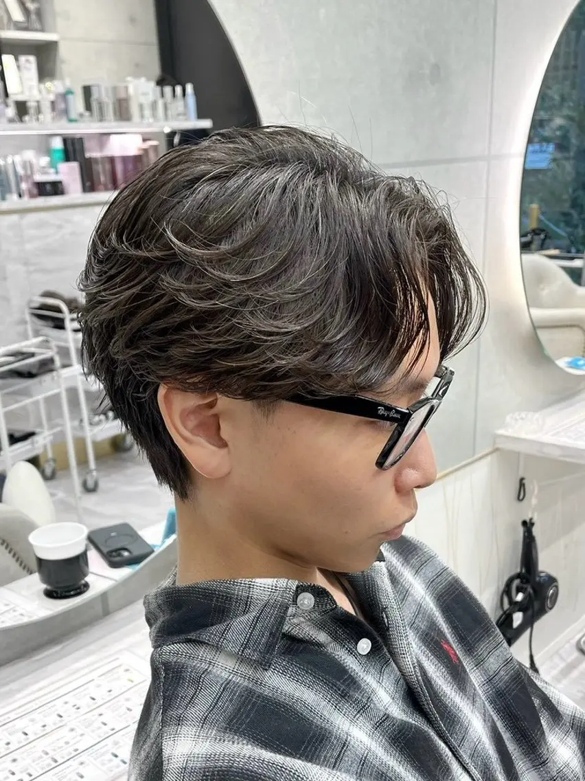 ショート パーマ メンズ カット パーマ 岩城 滉成のヘアスタイル