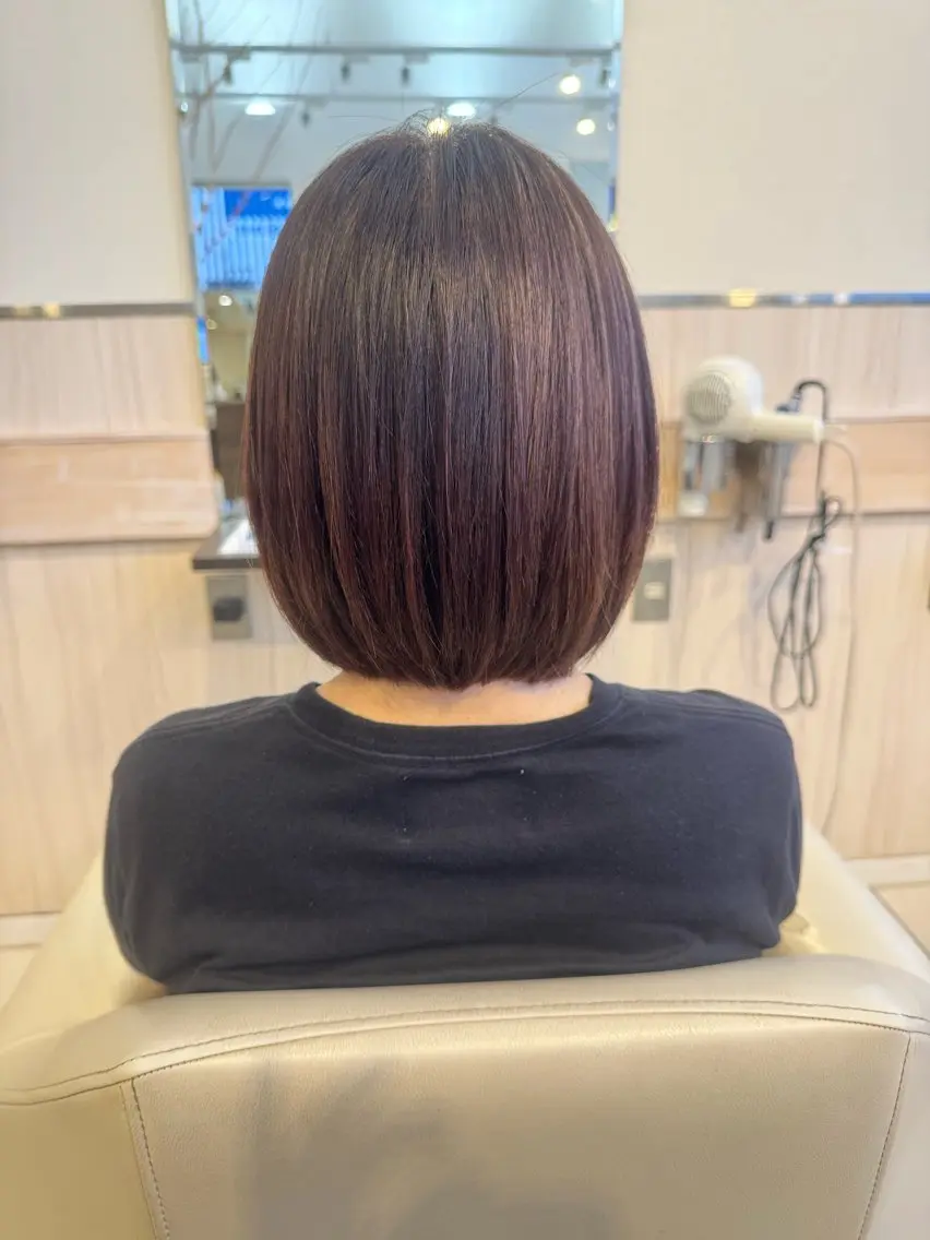 ミディアム カラー 西尾 優希のヘアスタイル