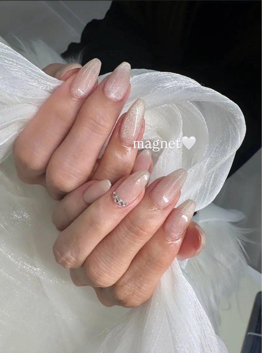（オフ込み）✨マグネットカラー＋ストーン5粒💎の写真