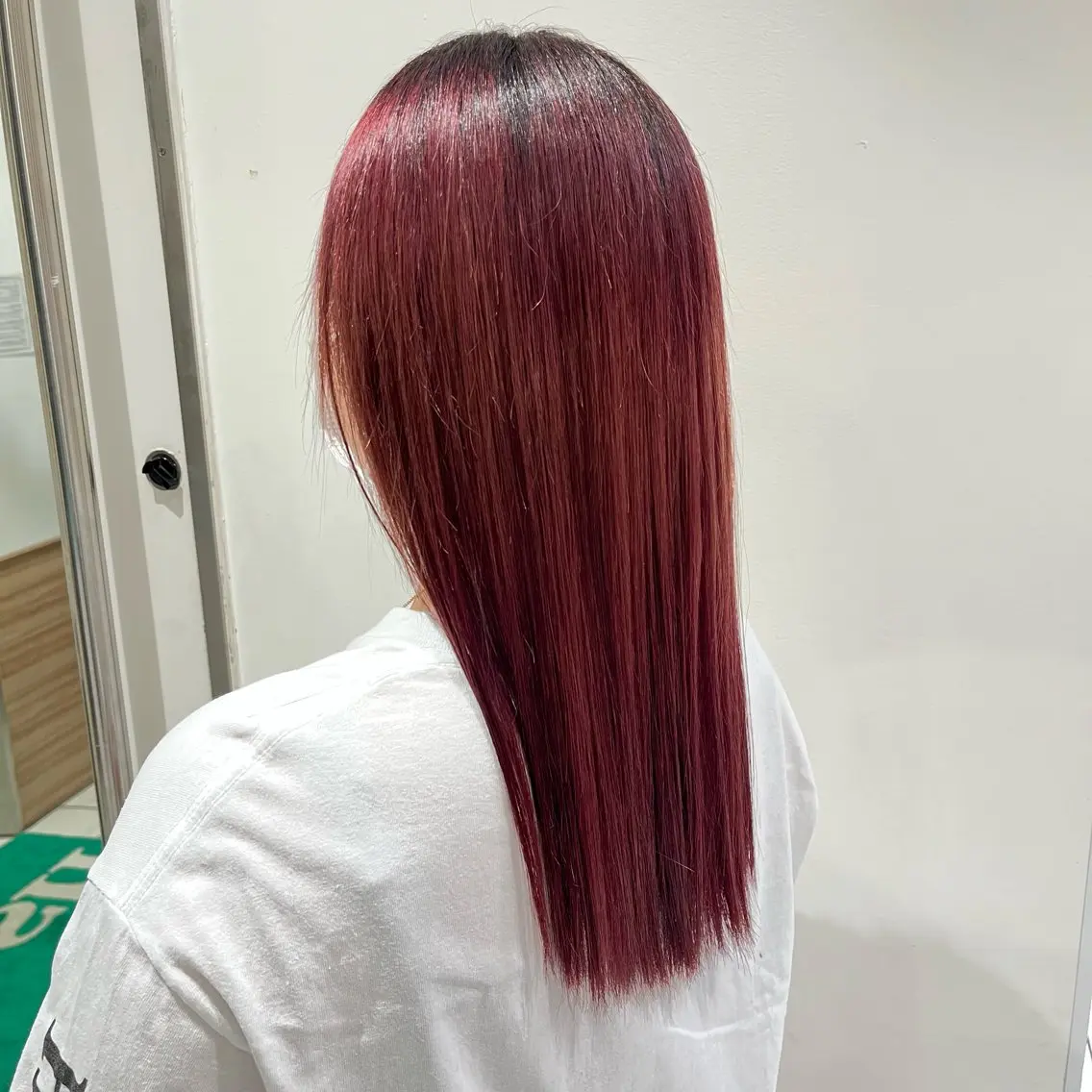 セミロング カラー ヘアカラー トリートメント 🌷縮毛矯正🌷 中村百花のヘアスタイル