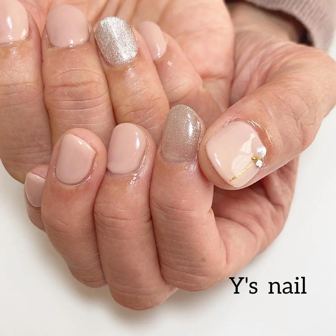 ネイル シンプルネイル 手書きが得意🖌️ Y’s  nailのネイルデザイン