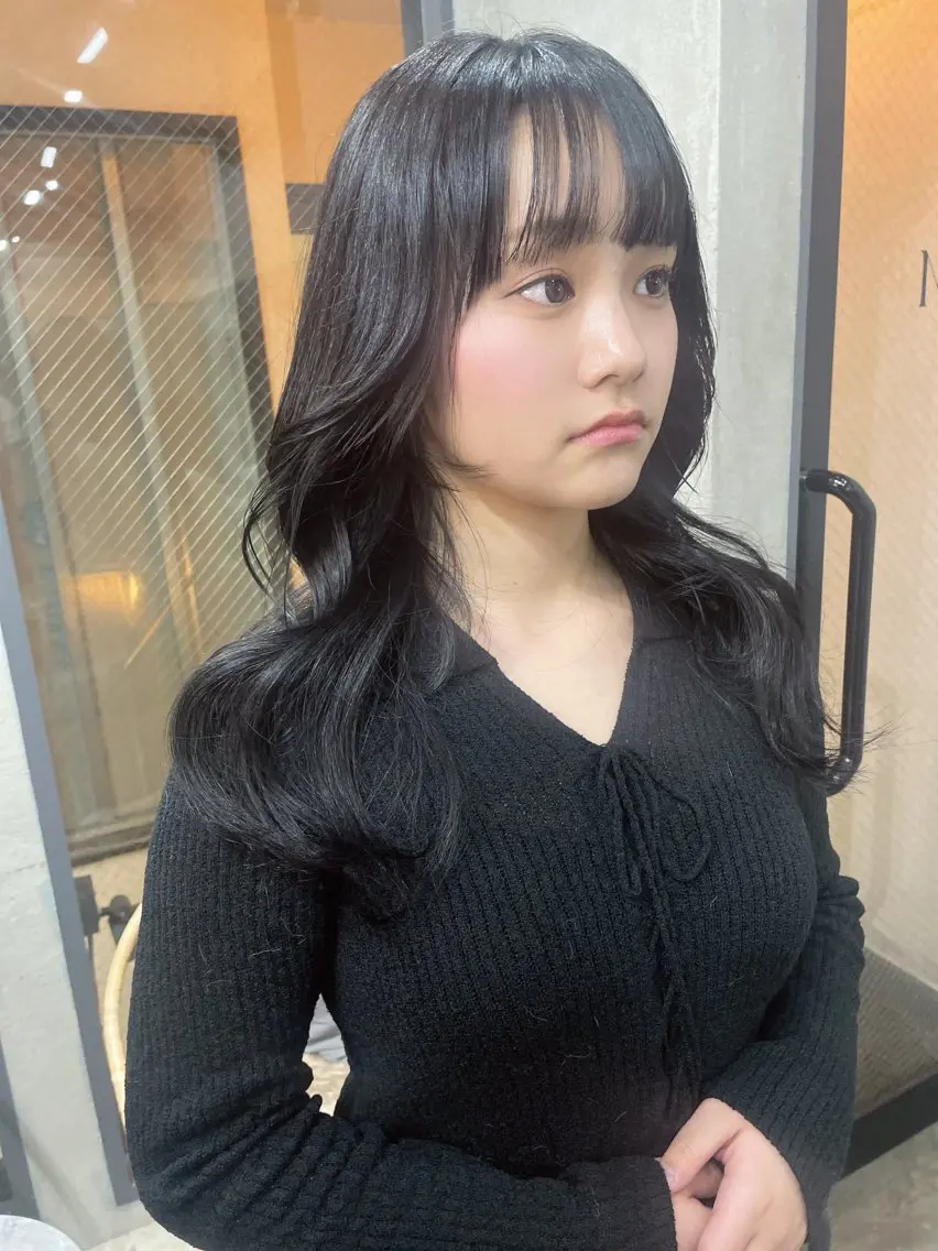 ロング カラー レイヤーカット AIRI layer cut hairのヘアスタイル