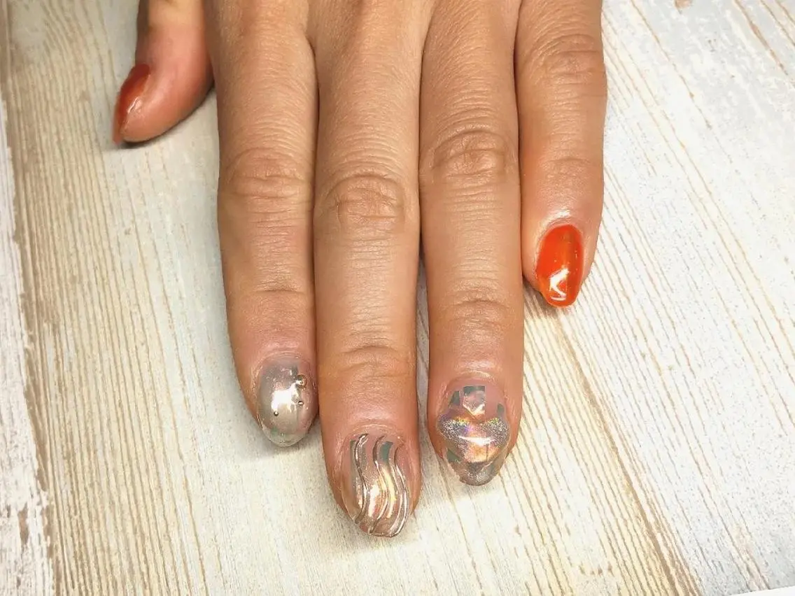 ミディアム ネイル オーロラネイル 長さ出し ジェルネイル ハート ニュアンスネイル T&A nailのネイルデザイン