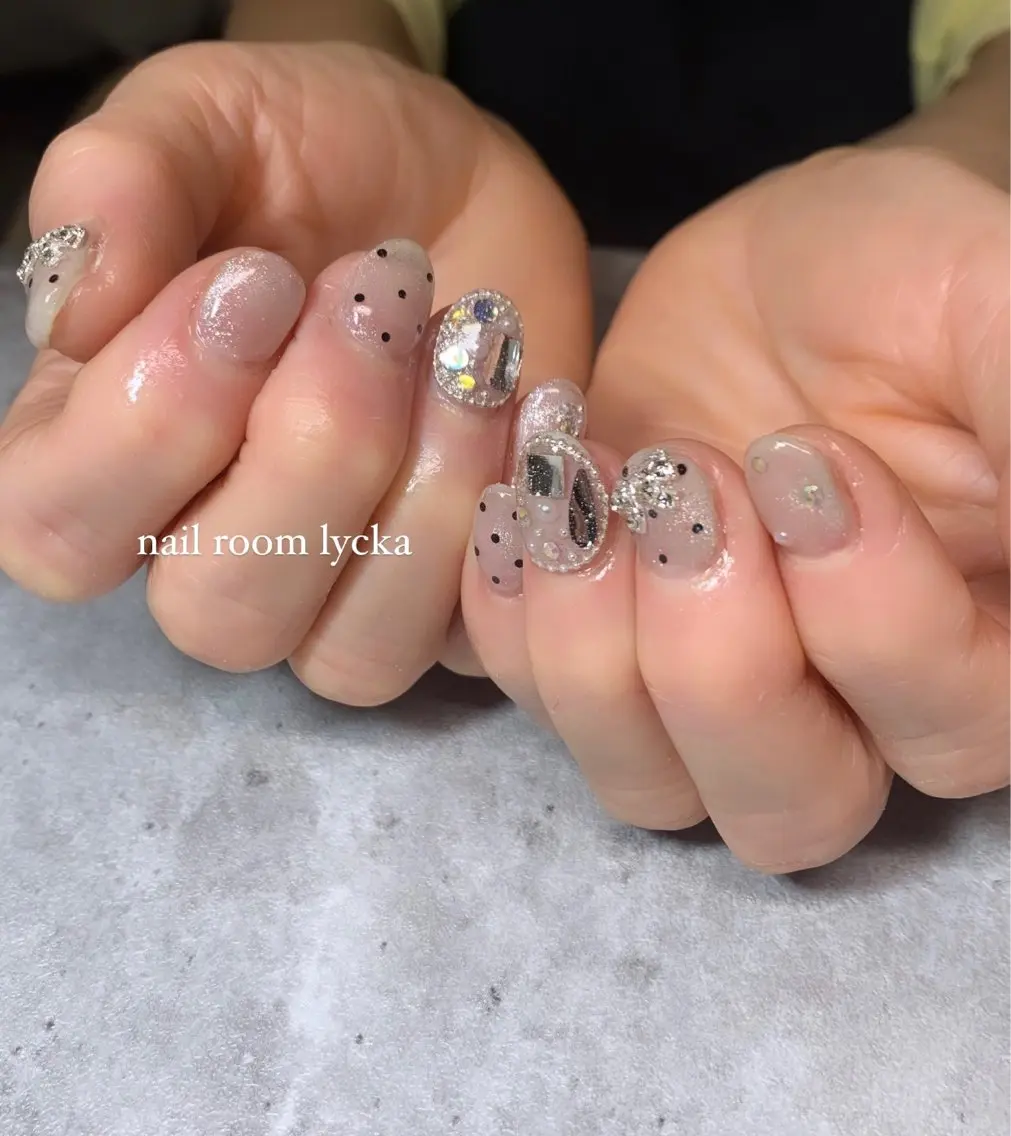 ネイル ネイルルームリッカ 𝐦𝐚𝐲𝐮のネイルデザイン