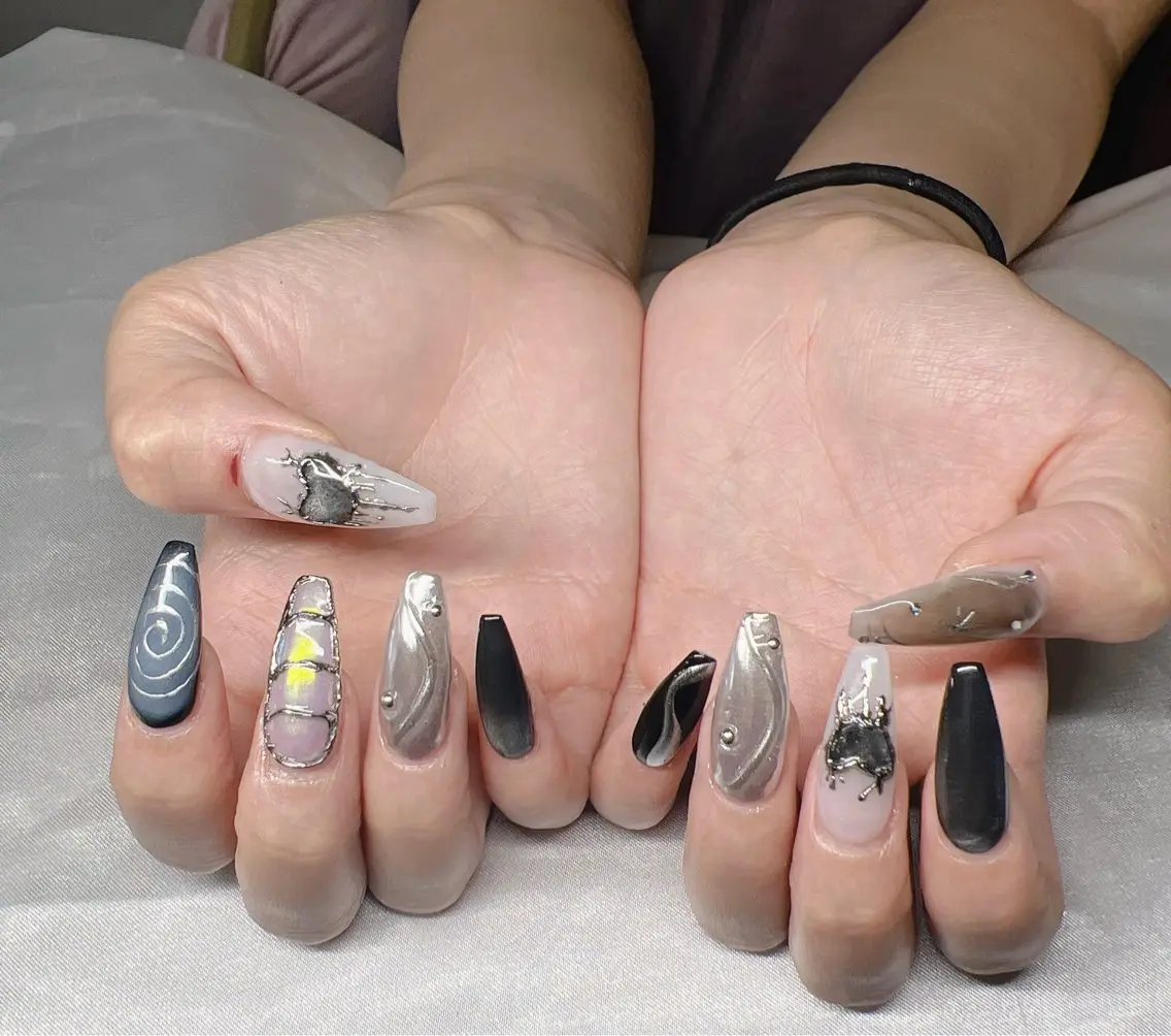ネイル ハンドネイル Lee Nailsのネイルデザイン