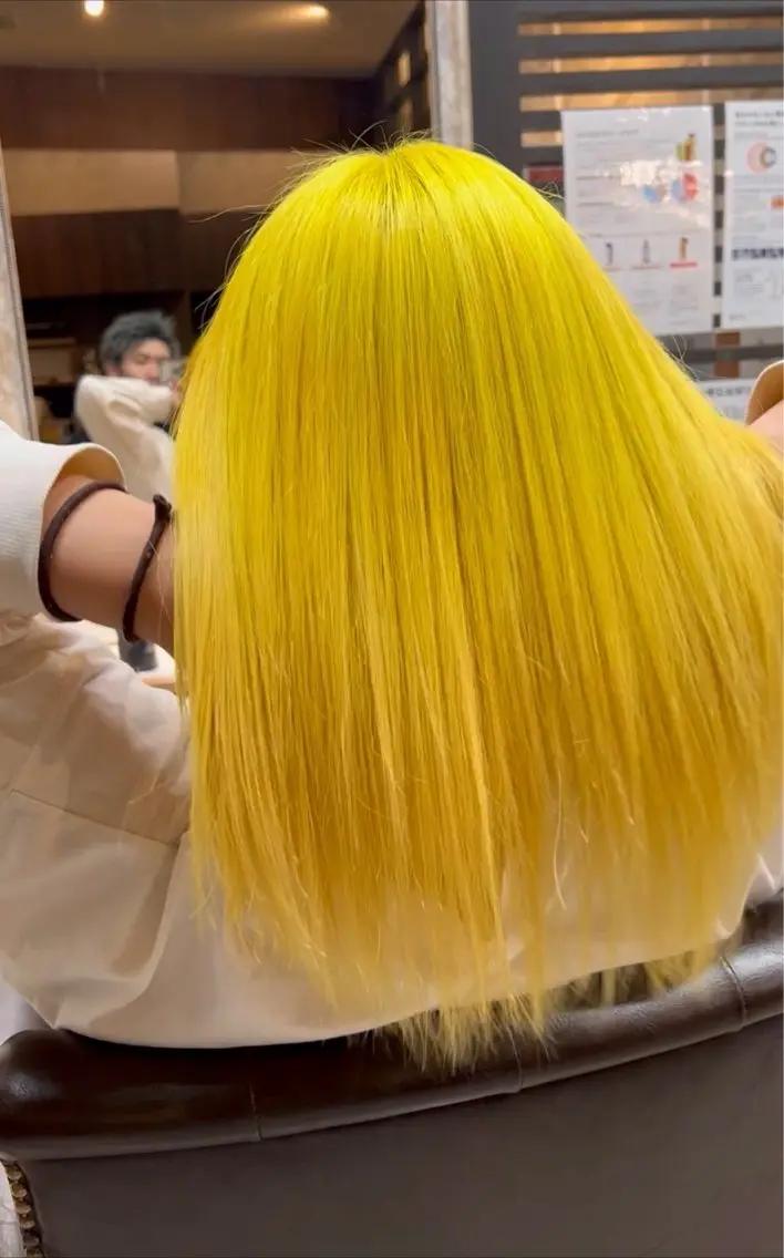 ミディアム イエローカラー ヘアカラー トリートメント L'aube ami /キイチのヘアスタイル