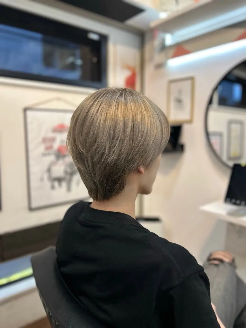 ショート カラー メンズ 黒澤 寛斗のヘアスタイル