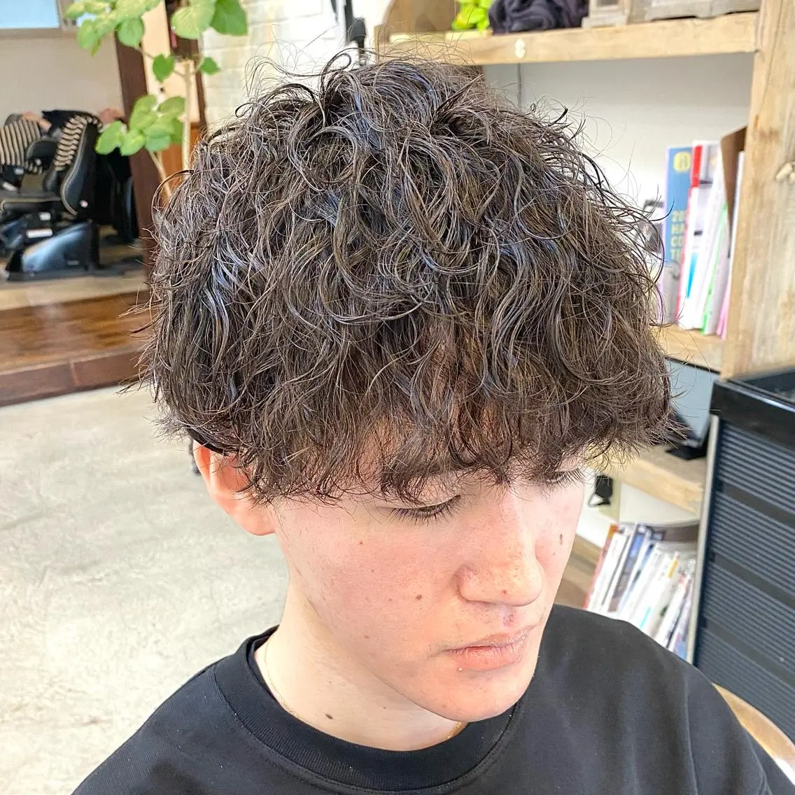 パーマ メンズ メンズパーマ 波巻きパーマ カット パーマ メンズ専門/韓国風 ❤️🔥吉野あいかのヘアスタイル