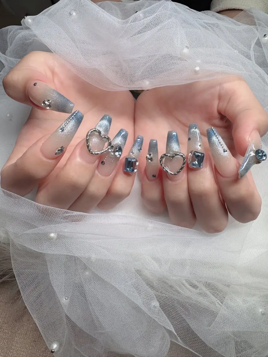ネイル フレンチネイル ジェルネイル ハロウィン キラキラネイル 韓国ネイル H.baby Nail Salonのネイルデザイン