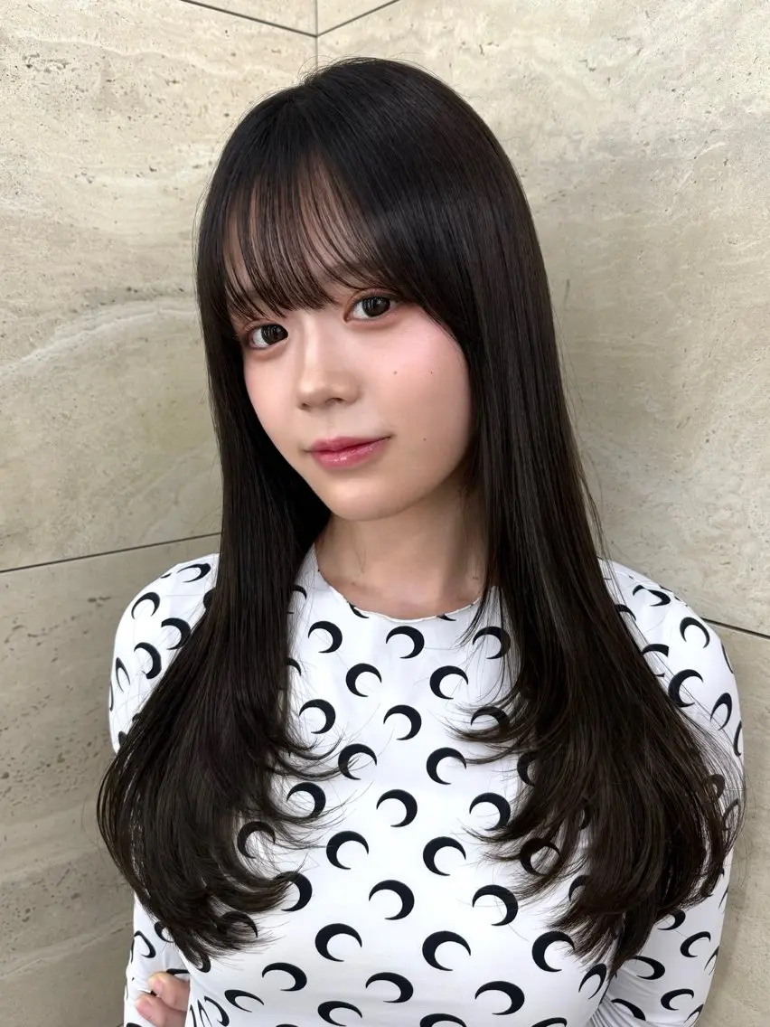 ロング カラー カット トリートメント 髪質改善|透明 感カラー🩵レイヤーのヘアスタイル