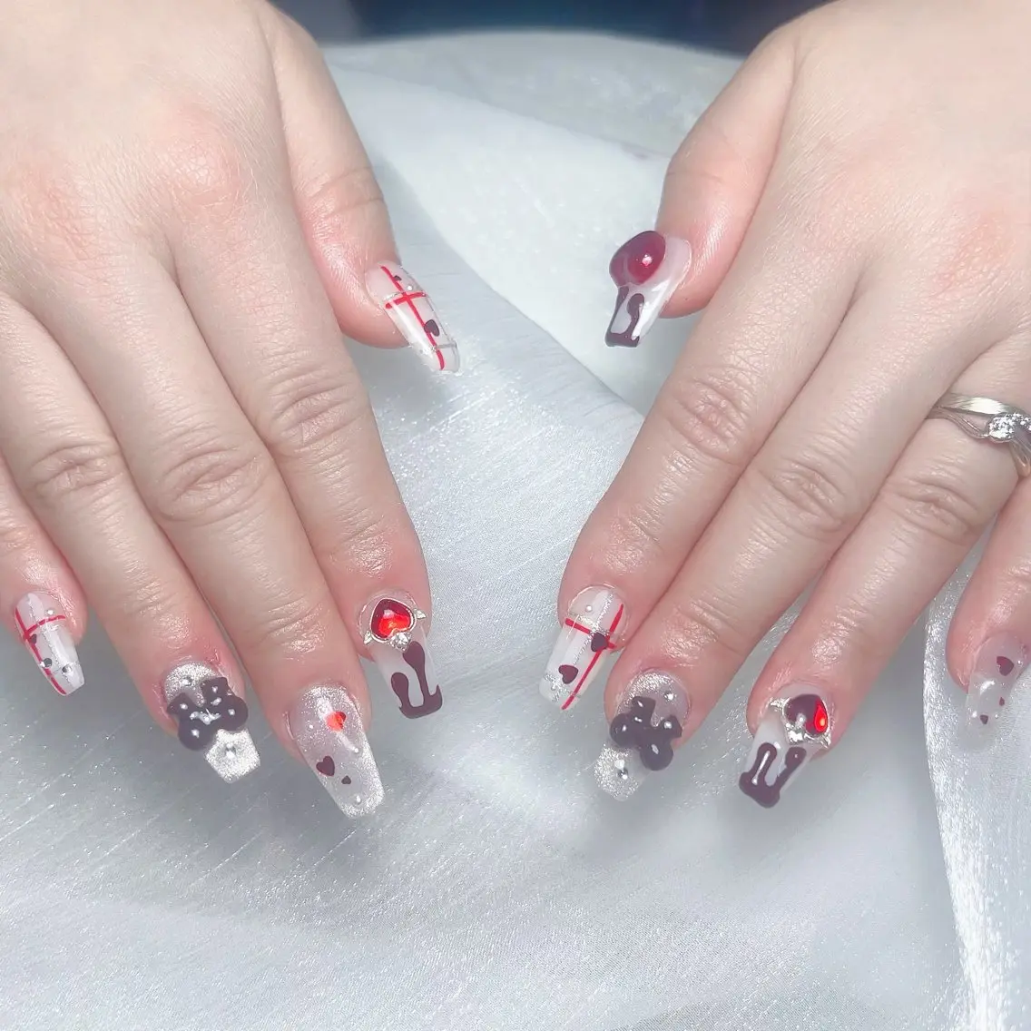 メンズ ネイル メンズ韓国風 アートネイル オーロラネイル ガーリー キラキラネイル ハンドネイル Nail salon 木にいるのネイルデザイン