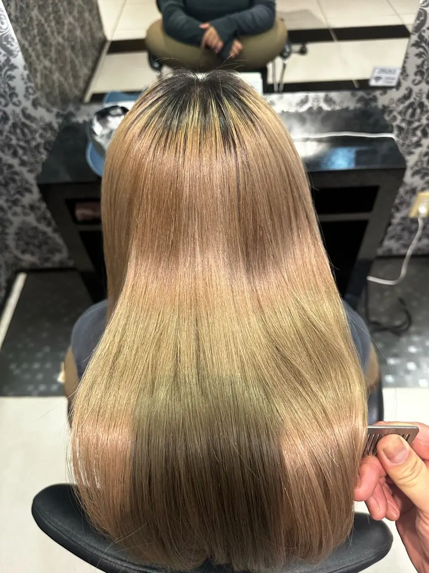 セミロング 髪質改善【タコシマ】 アース妙典店のヘアスタイル