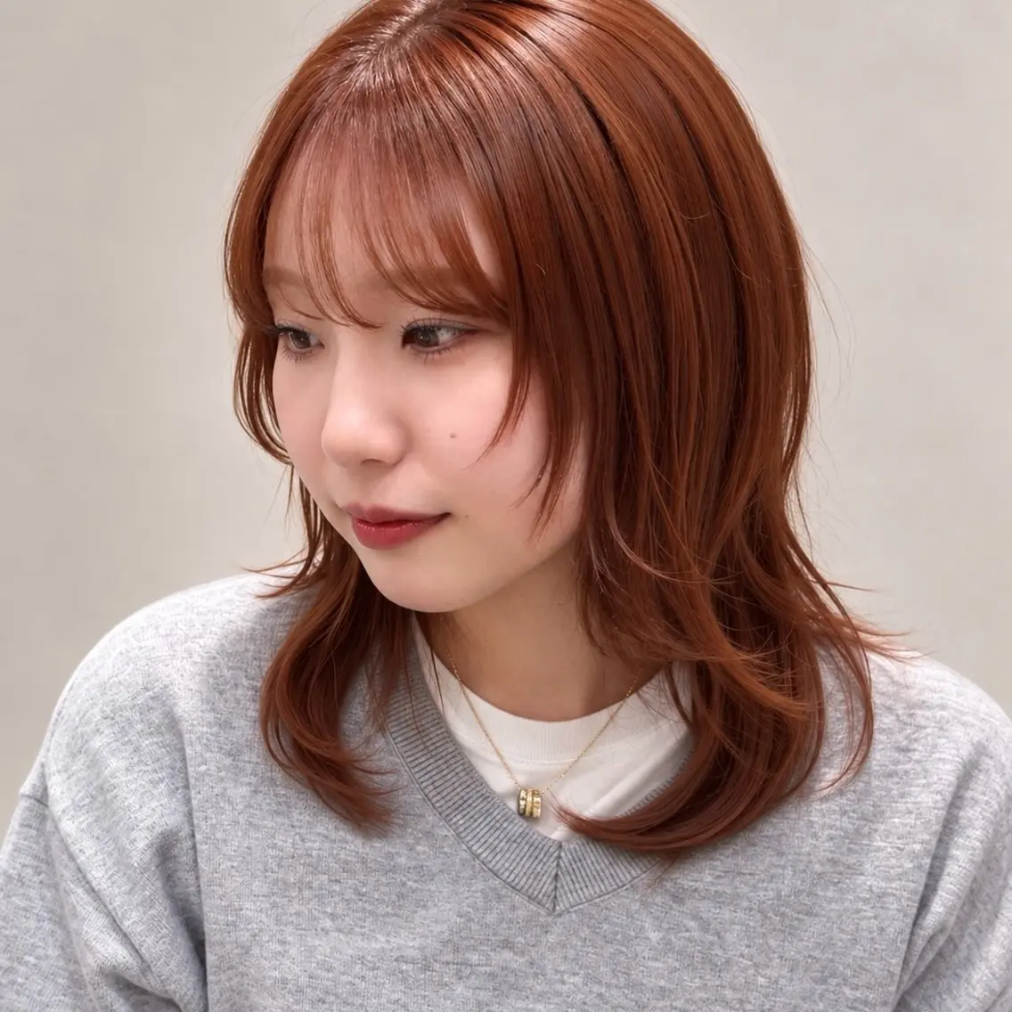 ミディアム カラー パーマ ブリーチ ブラウンカラー ダブルカラー ブリーチなしカラー オレンジ カット ヘアカラー トリートメント ラフモードハッシュ× 巻ける縮毛矯正 渋谷のヘアスタイル