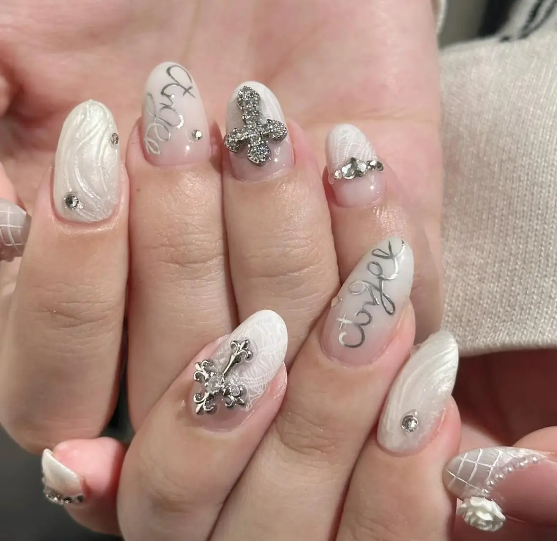 ネイル ハンドネイル 🎀 UU_nailのネイルデザイン