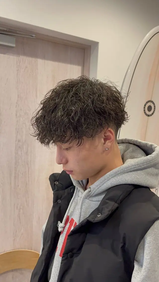 パーマ メンズ メンズパーマ ツイストスパイラルパーマ スパイラルパーマ 野中 慈穏のヘアスタイル