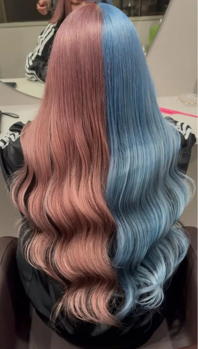 ロング ヘアカラー mimiiy fukaのヘアスタイル