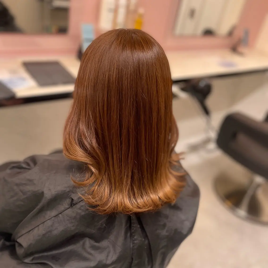 ミディアム カット 縮毛矯正 うる艶トレンドヘア 🕊️上野BABYのヘアスタイル