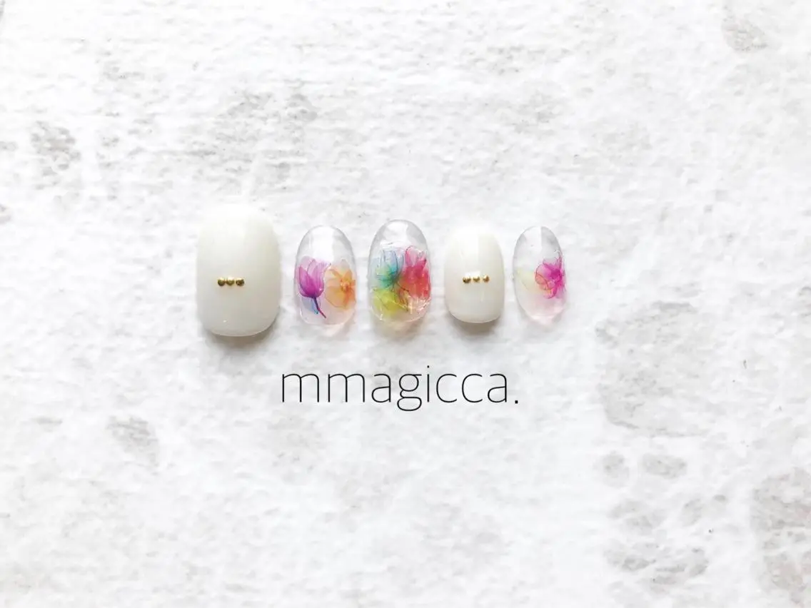 ネイル ジェルネイル mmagicca. 【 まじか. 】のネイルデザイン