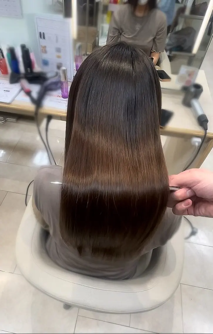ロング シャドウパーマ／骨格 矯正カット　トモキのヘアスタイル