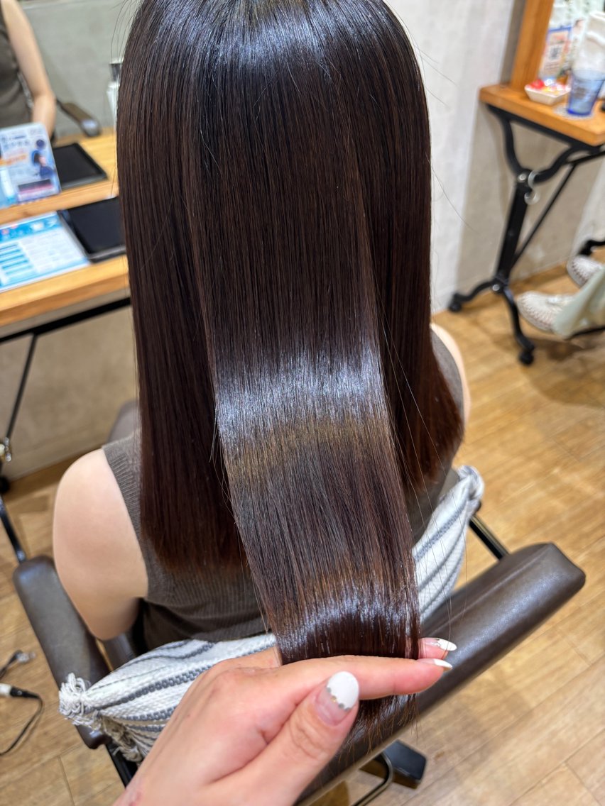 カット+Aujuaトリートメントの写真