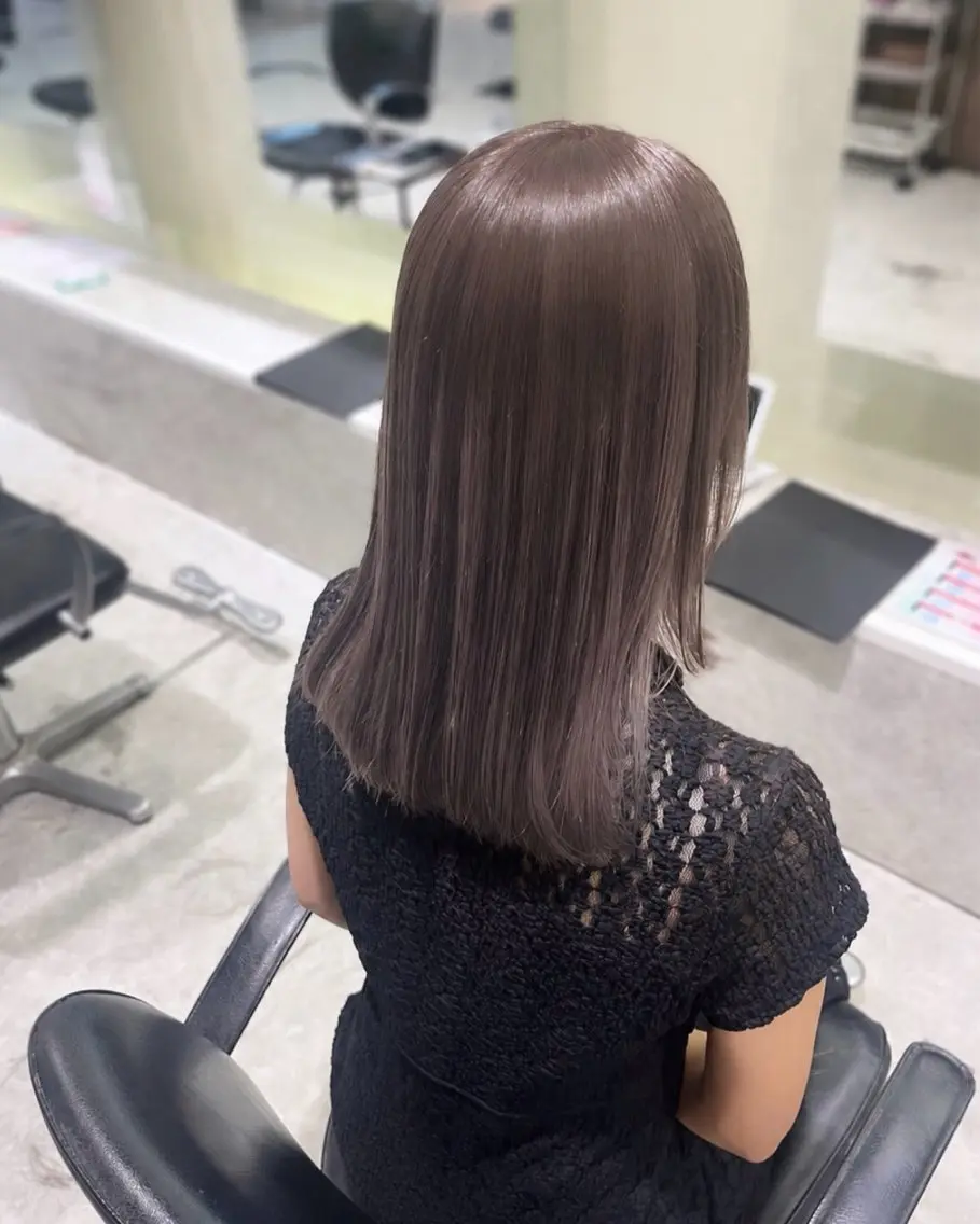 セミロング カラー ヘアカラー 中川 奈々実のヘアスタイル