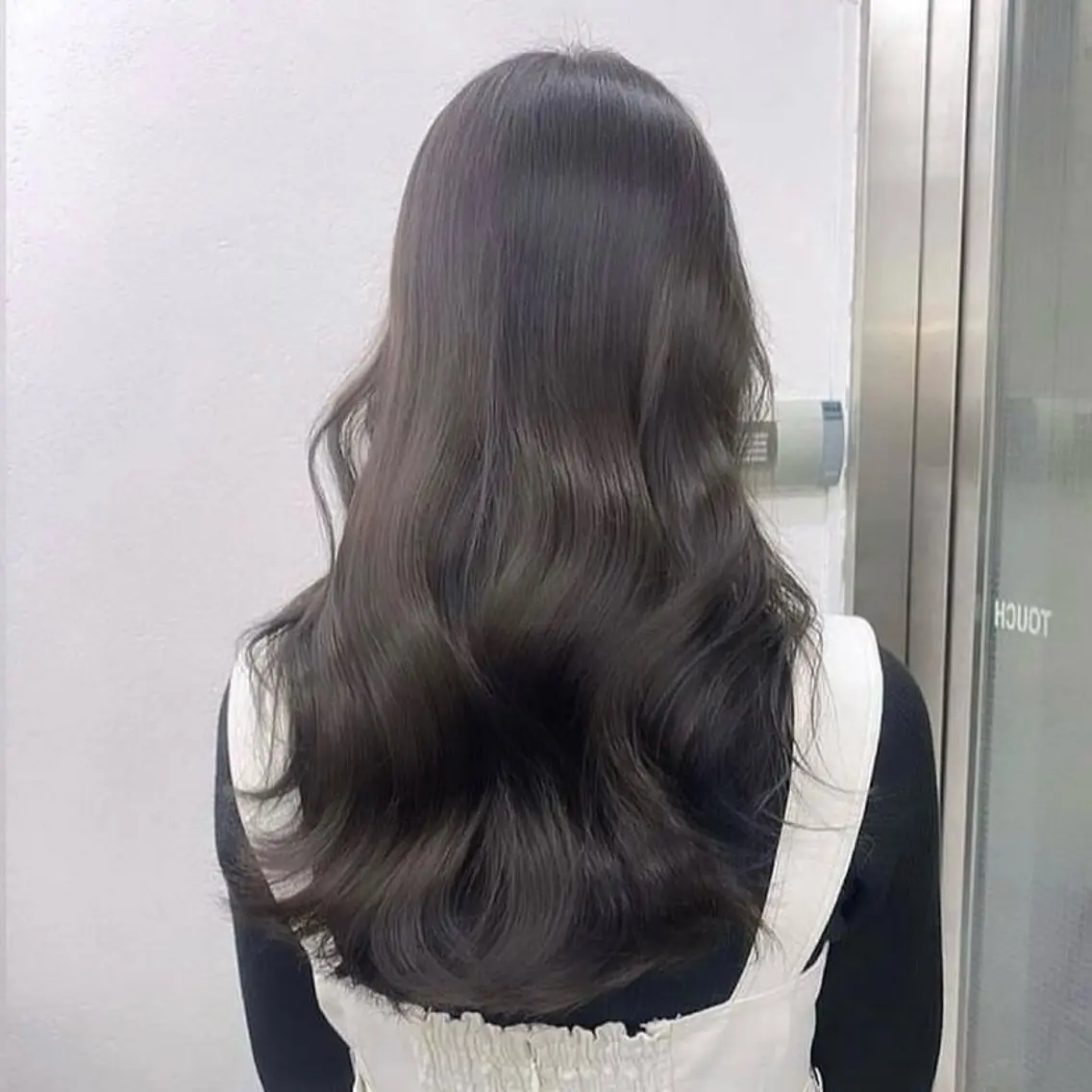 セミロング カラー アッシュ ベージュカラー 黒髪 ブルーカラー ブルーブラック カット ヘアカラー トリートメント ヘッドスパ ヘアセット 艶感/韓国風 🤍moeka🤍のヘアスタイル