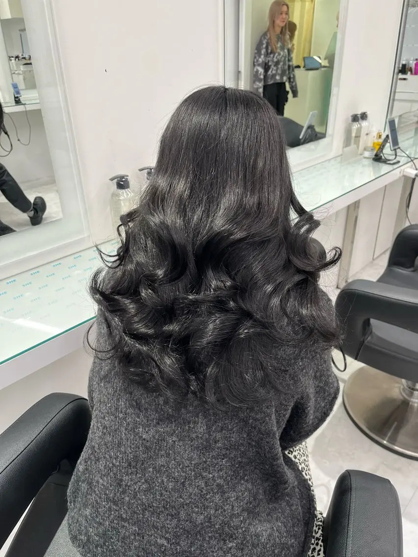 ロング カラー ヘアカラー トリートメント 透明感💕今っぽ似合 わせ𝐍𝐨. 𝟏のヘアスタイル