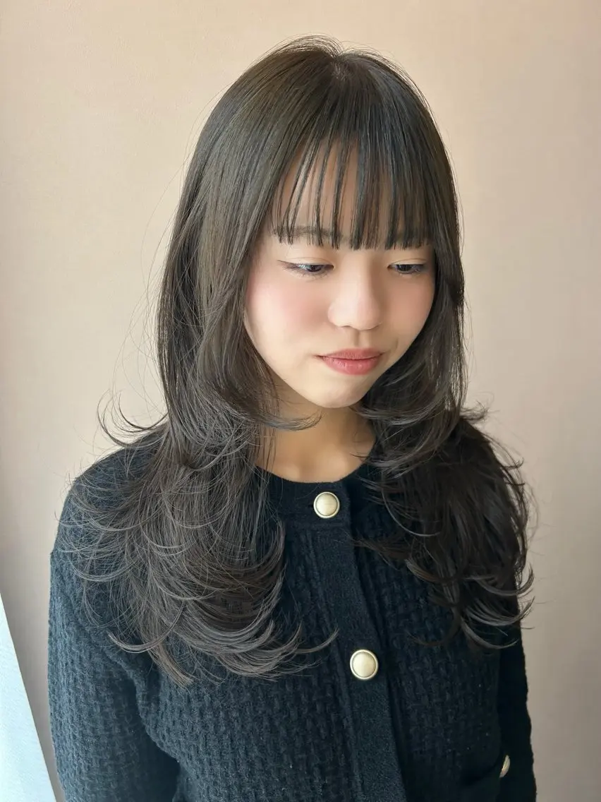 ロング カラー ブリーチ 透明感カラー ダブルカラー グレージュ ブリーチなしカラー カット ヘアカラー トリートメント hubhair レイヤー/透明感のヘアスタイル