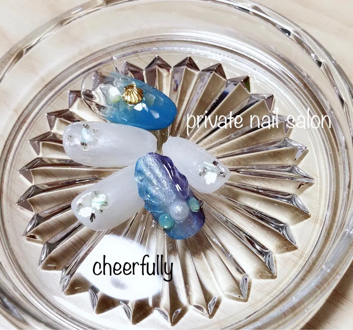 ネイル ハンドネイル ⭐️ cheerfullyのネイルデザイン