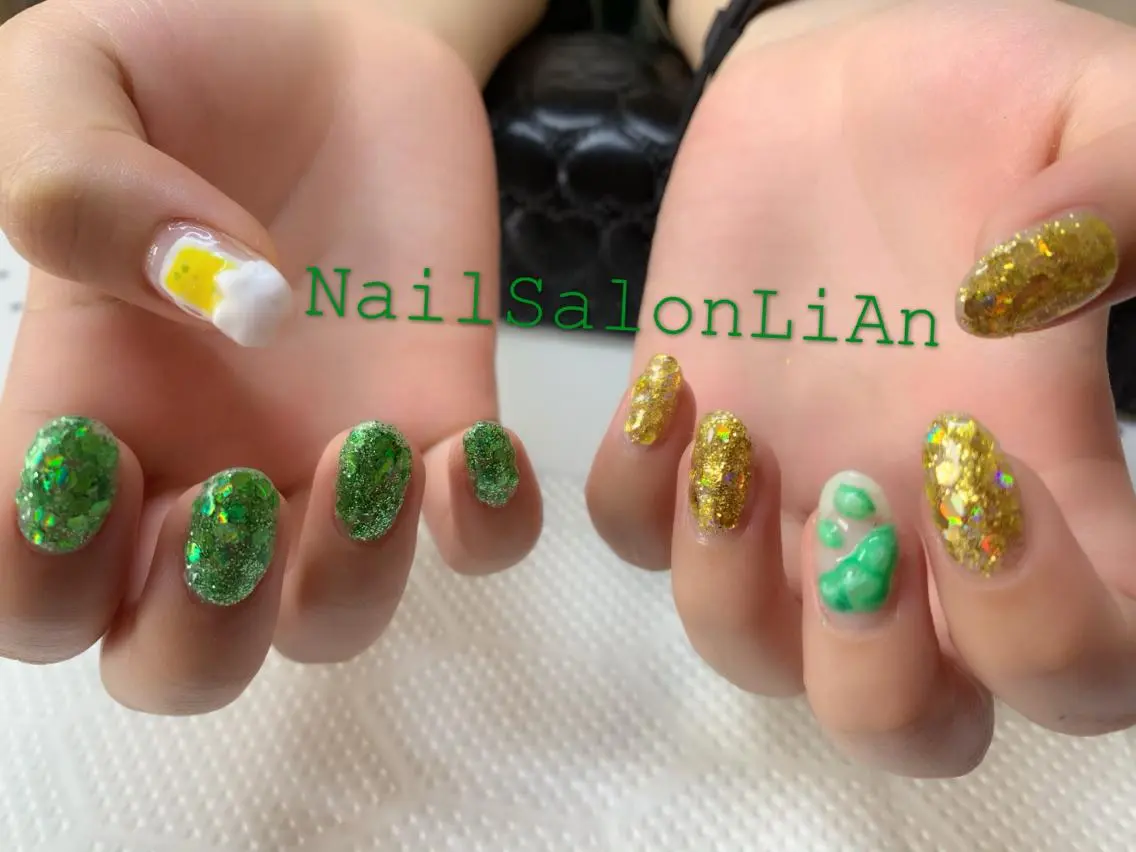 ネイル アートネイル 持ち込み シンプルネイル ストーンネイル NailSalon LiAnのネイルデザイン