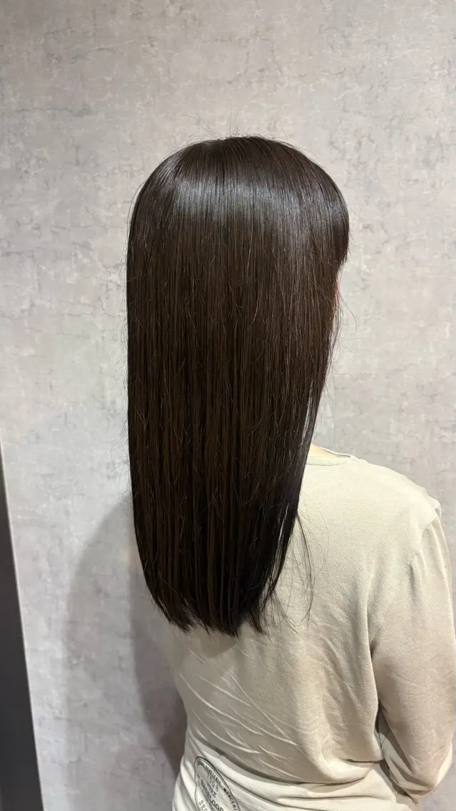 ロング ヘアカラー 岩松 わかばのヘアスタイル