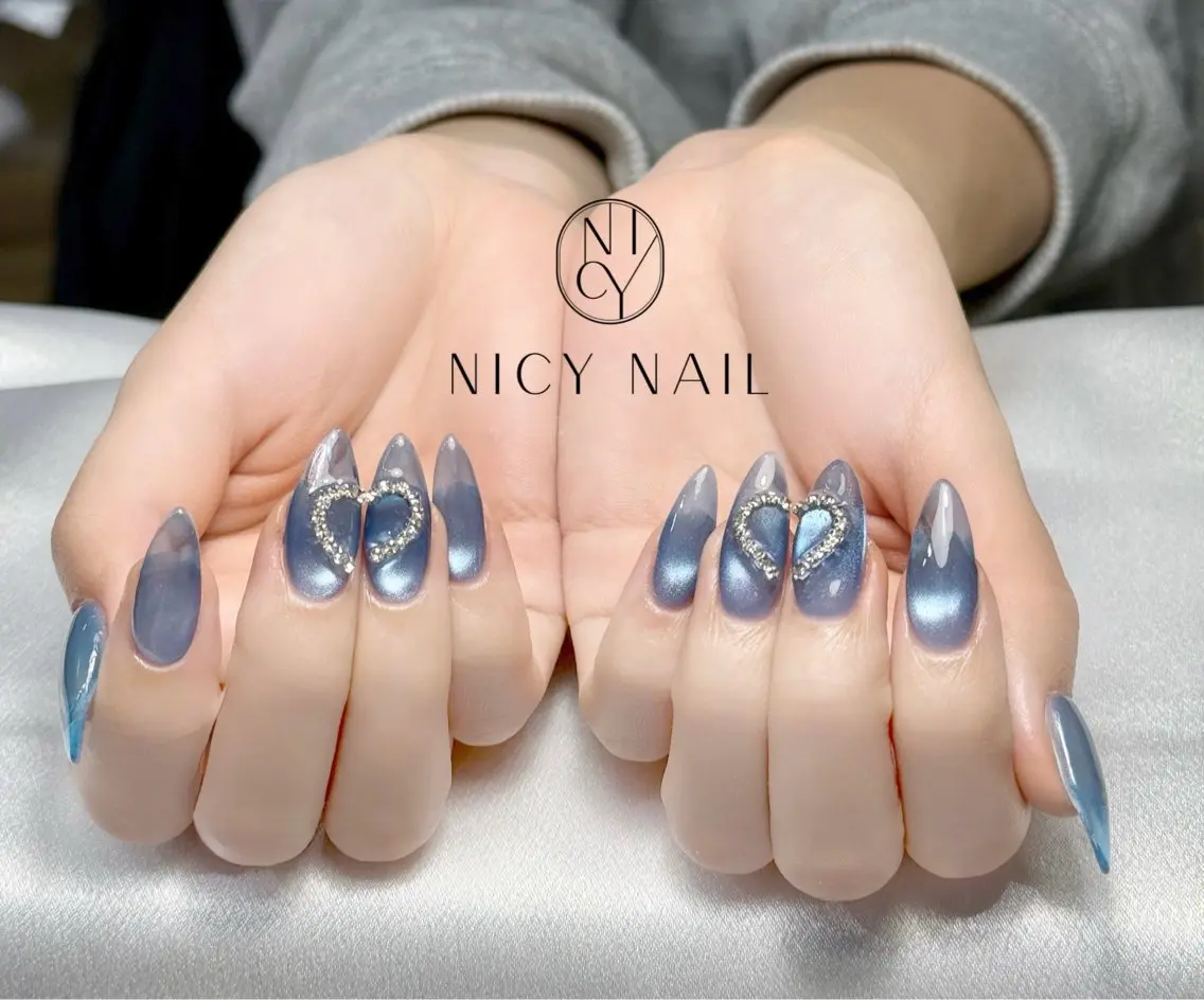 ネイル アートネイル オーロラネイル ブルー チークネイル フットネイル NICY NAIL 池袋のネイルデザイン