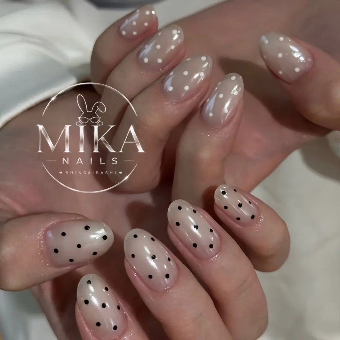 ネイル アートネイル チークネイル ドット フットネイル フレンチネイル ハンドネイル Luna Mikaのネイルデザイン