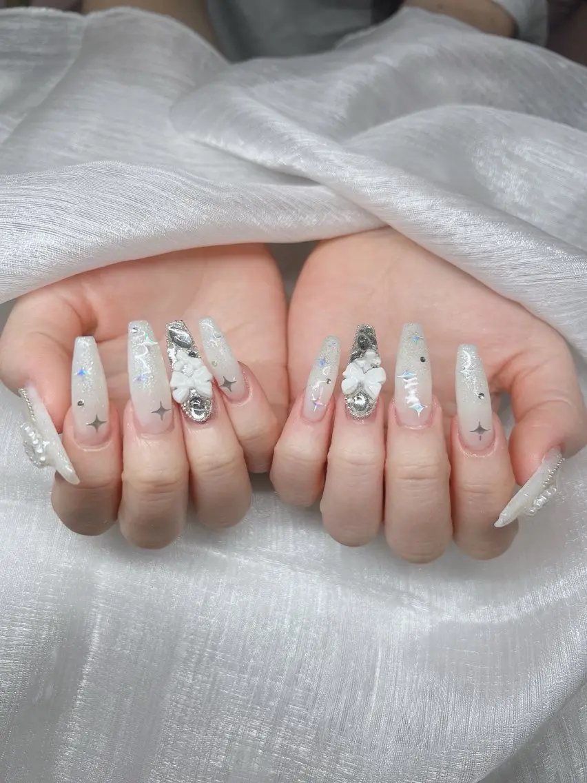 ネイル 長さ出し グラデーション キラキラネイル マグネットネイル ニュアンスネイル Lee Nails チップ長さだし専門店のネイルデザイン